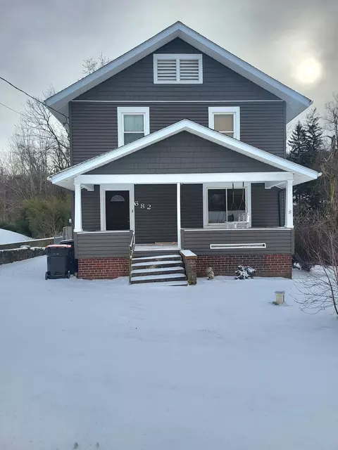 682 S Main St, Newark, OH 43055