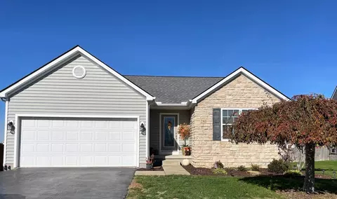 2361 Calico Ct, Lancaster, OH 43130