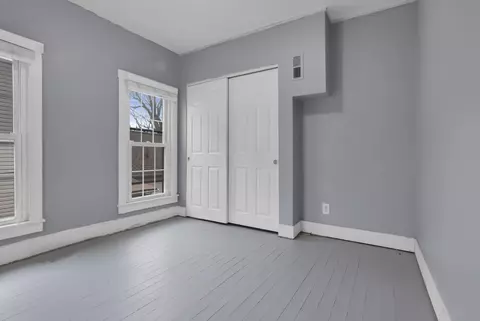 Bedroom - 665 E Main St, Newark, OH 43055 photo 5 of 9