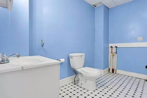 Bath - 665 E Main St, Newark, OH 43055 photo 1 of 3
