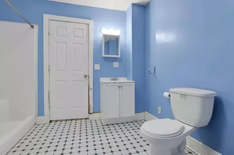 Bath - 665 E Main St, Newark, OH 43055 photo 2 of 3