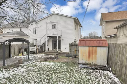 Exterior - 665 E Main St, Newark, OH 43055 photo 7 of 9