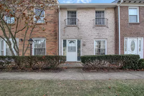 516 Pamlico St, Columbus, OH 43228