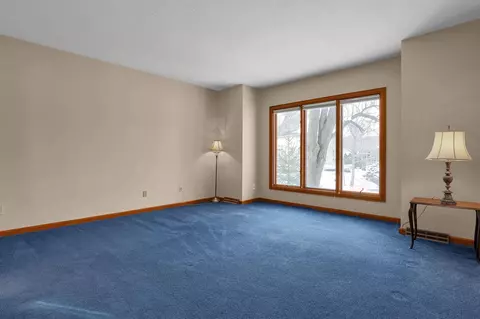 Living - 7886 Nassau Loop, Dublin, OH 43017 photo 8 of 10