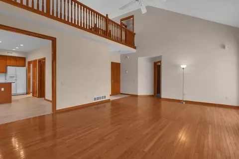 Living - 7886 Nassau Loop, Dublin, OH 43017 photo 4 of 10