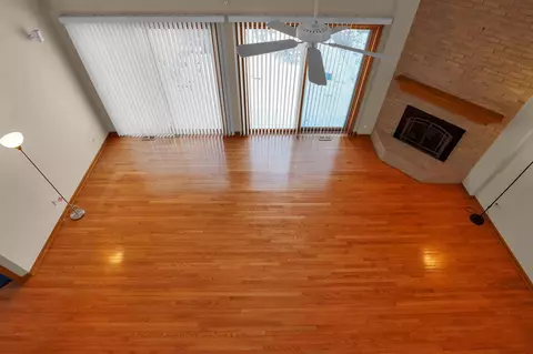 Living - 7886 Nassau Loop, Dublin, OH 43017 photo 9 of 10