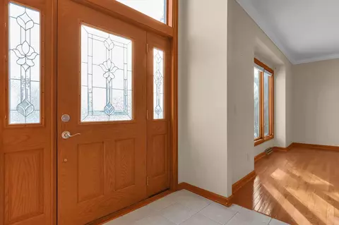 Entry Way - 7886 Nassau Loop, Dublin, OH 43017 photo 1 of 4