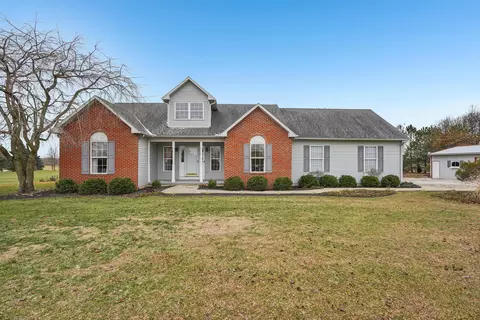 7260 State Route 56 SE, Mount Sterling, OH 43143