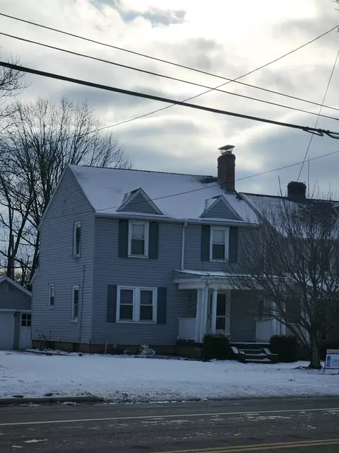 761 W Main St, Newark, OH 43055