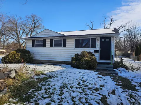 1904 Zettler Rd, Columbus, OH 43227