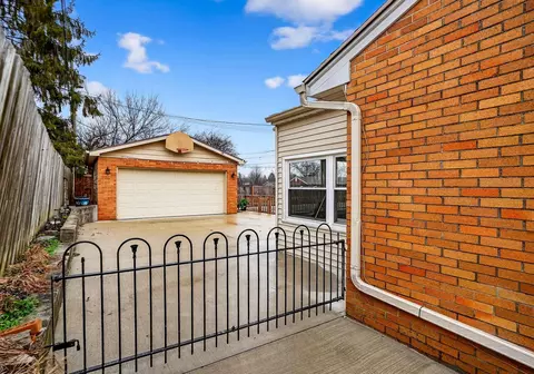 1046 Fruitland Rd, Springfield, OH 45503 photo 8