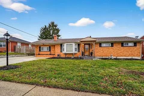 1046 Fruitland Rd, Springfield, OH 45503 photo 2