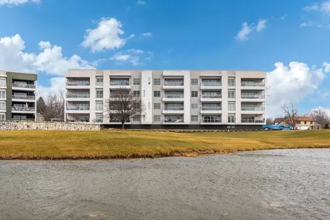 5285 Highpointe Lakes Dr #3202, Westerville, OH 43081