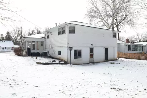 1281 E Allen St, Lancaster, OH 43130
