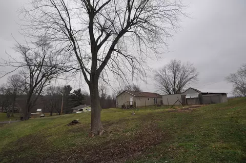 307 Harris St, Philo, OH 43771 photo 33