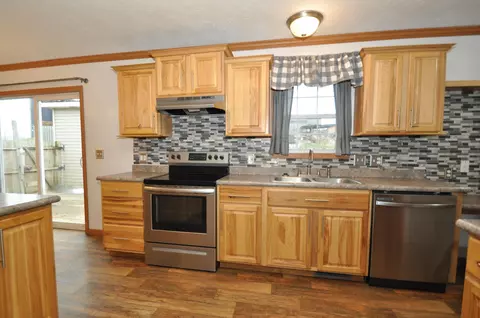 307 Harris St, Philo, OH 43771 photo 6