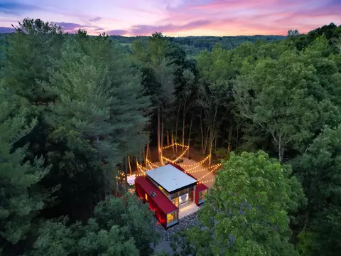 26195 Faris Rd, Mcarthur, OH 45651