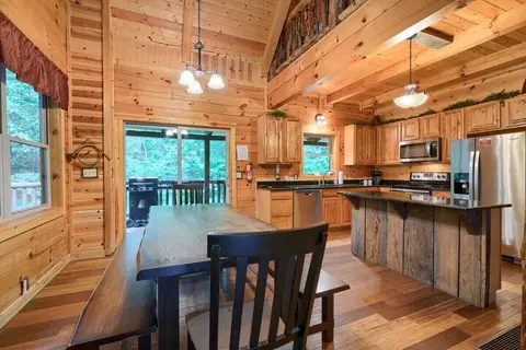 Dining - 9733 Larimer Rd, Logan, OH 43138 photo 3 of 3