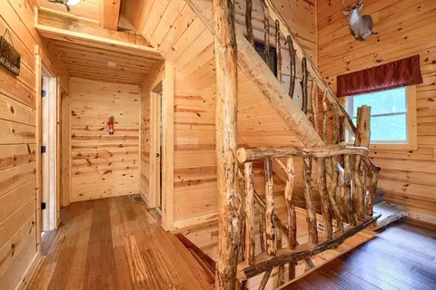Entry Way - 9733 Larimer Rd, Logan, OH 43138 photo 1 of 4