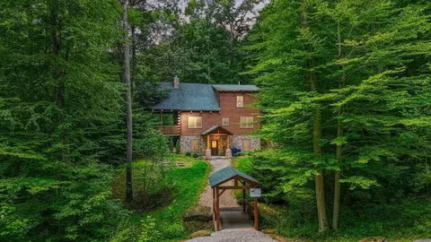 9733 Larimer Rd, Logan, OH 43138