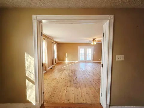 216 E Mulberry St, Baltimore, OH 43105 photo 29