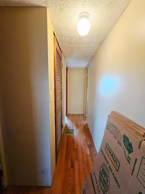 216 E Mulberry St, Baltimore, OH 43105 photo 33