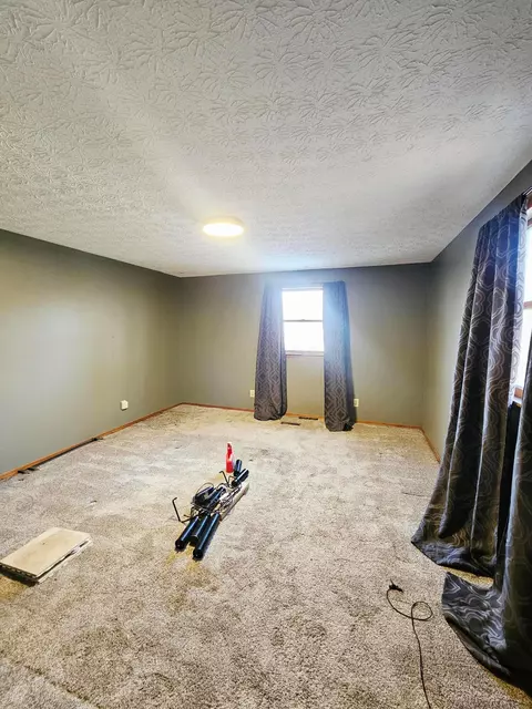 216 E Mulberry St, Baltimore, OH 43105 photo 32