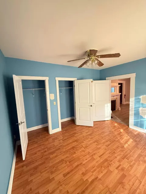 Bedroom - 129 N Burnett Rd, Springfield, OH 45503 photo 2 of 6