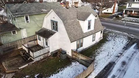 View/Area - 129 N Burnett Rd, Springfield, OH 45503 photo 4 of 4