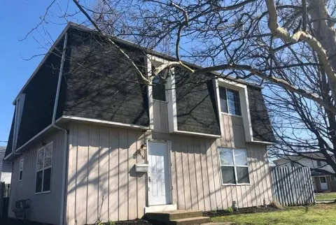 5570 Maple Canyon Ave, Columbus, OH 43229