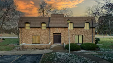 625 Country Clb #E1, Newark, OH 43055