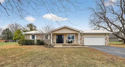 4717 Branen Dr, Washington Court House, OH 43160