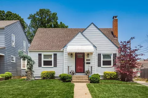 2932 Fremont St, Columbus, OH 43204