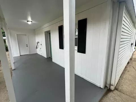 Exterior - 539 N Ohio Ave, Lancaster, OH 43130 photo 8 of 8