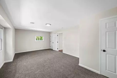 Bedroom - 539 N Ohio Ave, Lancaster, OH 43130 photo 6 of 12