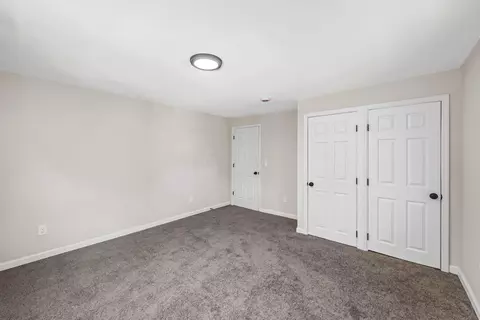 Bedroom - 539 N Ohio Ave, Lancaster, OH 43130 photo 4 of 12