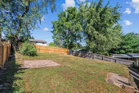 Exterior - 539 N Ohio Ave, Lancaster, OH 43130 photo 6 of 8