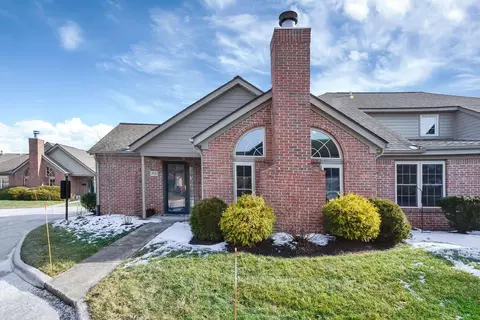 913 White Willow Ln, Columbus, OH 43235