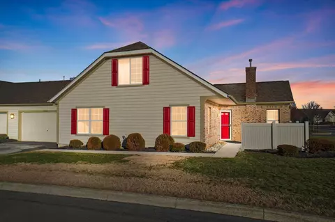 2460 Buckeye Grv, Grove City, OH 43123