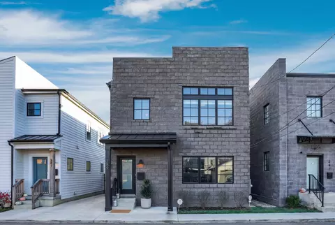 289 E Greenwood Ave, Columbus, OH 43201