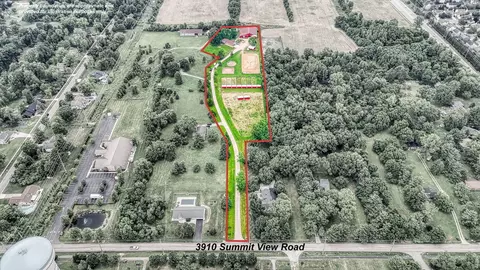 View/Area - 3910 Summit View Rd, Dublin, OH 43016 photo 2 of 12