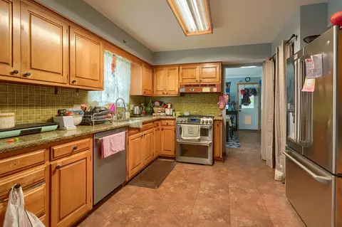 Kitchen - 3910 Summit View Rd, Dublin, OH 43016 photo 1 of 1