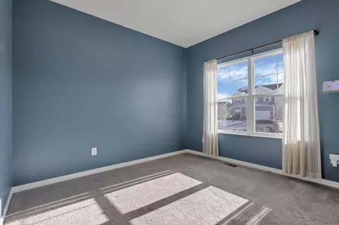 132 Mayfield Dr, Granville, OH 43023