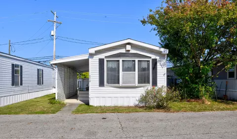 5019 N High St #82, Columbus, OH 43214
