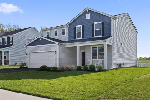 1172 Lake Forest Dr, Hebron, OH 43025