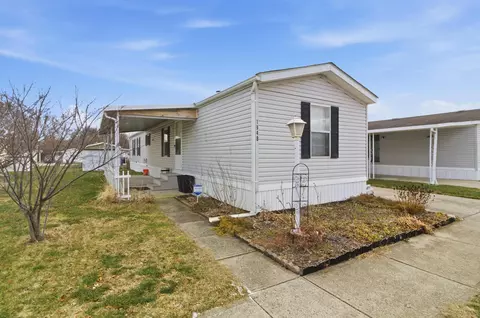 1948 Big Run Bluff Blvd, Grove City, OH 43123
