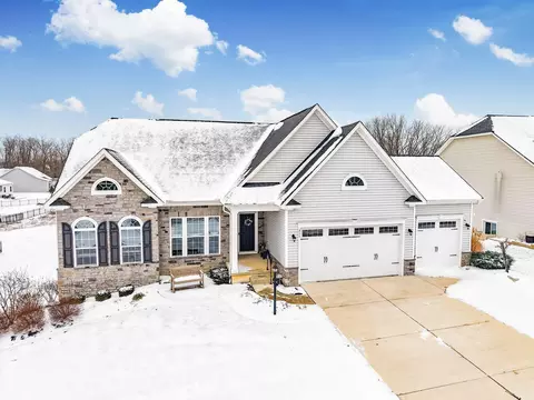 211 Passina Ct, Delaware, OH 43015
