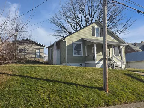 78 S Cherry St, Mount Gilead, OH 43338