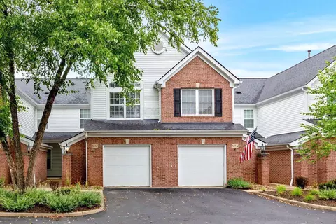 5852 Edge Of Vlg, Westerville, OH 43081