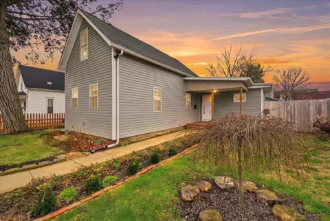 203 S Center St, Mount Vernon, OH 43050